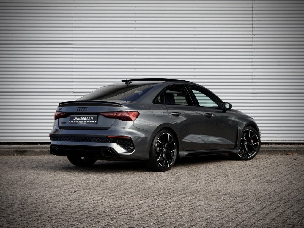 Audi RS3 2.5 TFSI Limousine Quattro 400pk | Dealer onderhoud, Automaat, Gebruikt, RS3, Bedrijf