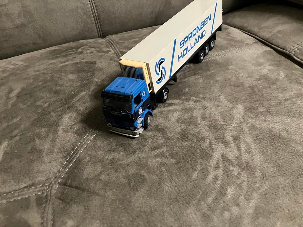 Tekno scania 3 spronsen holland, Ophalen of Verzenden, Zo goed als nieuw, Bus of Vrachtwagen, Tekno