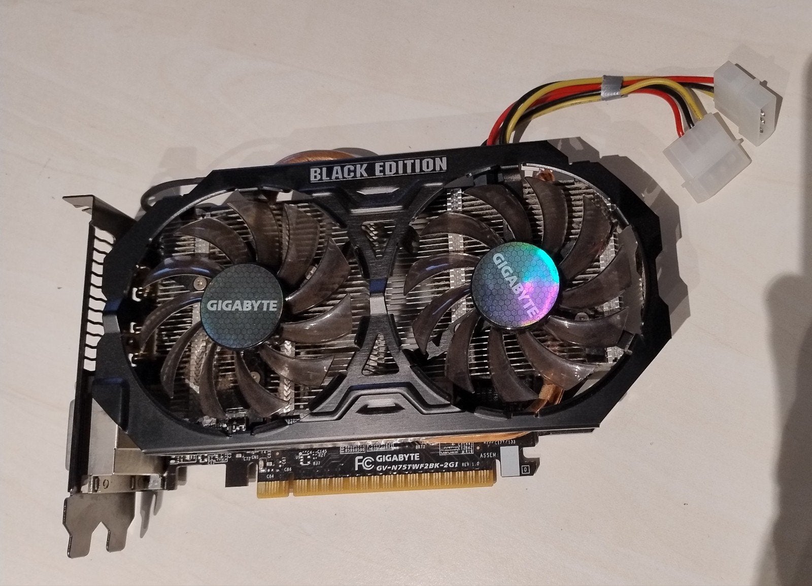 Gigabyte GTX 750 Ti Black Edition 2GB, Ophalen, Zo goed als nieuw, GDDR5, Nvidia