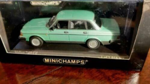 Minichamps Volvo 240 GL pistage Grön metallic 400 171402, Hobby en Vrije tijd, Modelauto's | 1:43, Ophalen of Verzenden, Nieuw