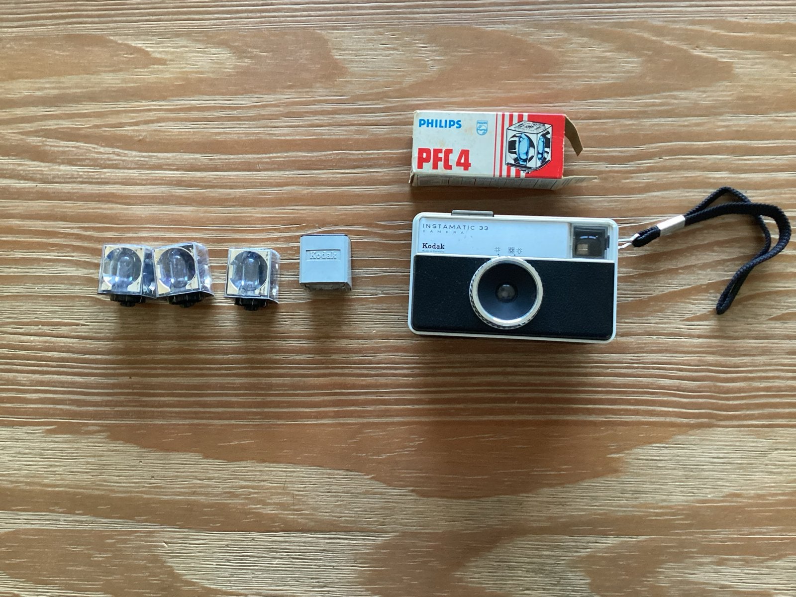 Vintage Kodak Instamatic 33 Fototoestel met Flitsers, Audio, Tv en Foto, Ophalen of Verzenden, Gebruikt, Compact, Kodak