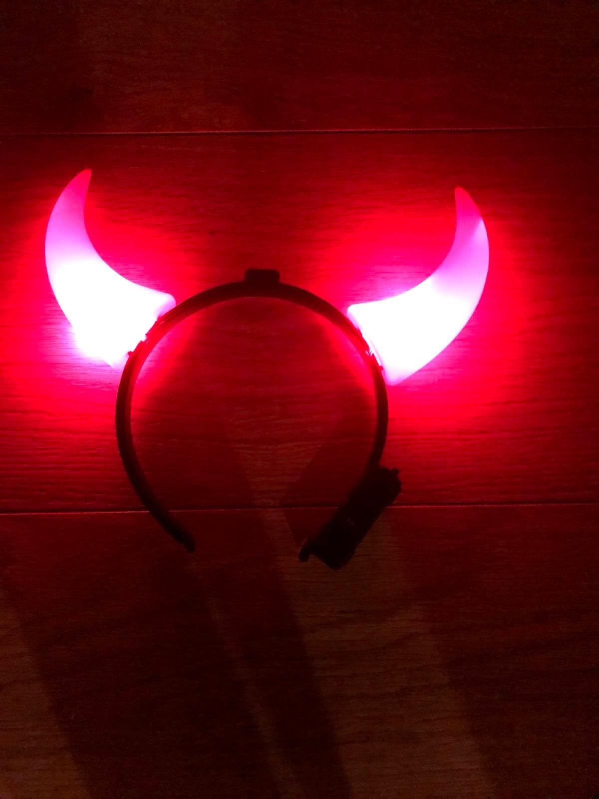 Halloween: Duivels oren diadeem met drietand vork, Ophalen of Verzenden, Zo goed als nieuw, Halloween of Griezel