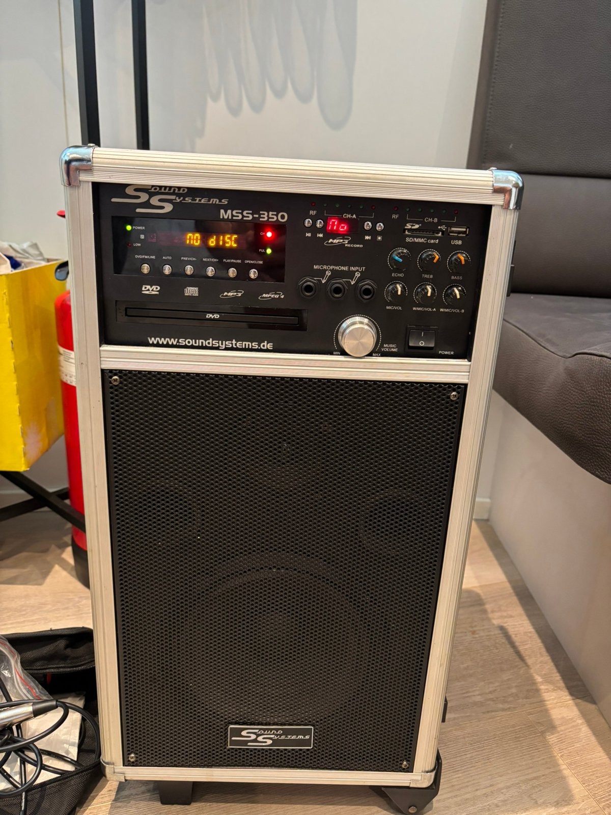 Proffesionele karaoke/omroepset te koop, Audio, Tv en Foto, Karaoke-apparatuur, Ophalen, Zo goed als nieuw, Complete set
