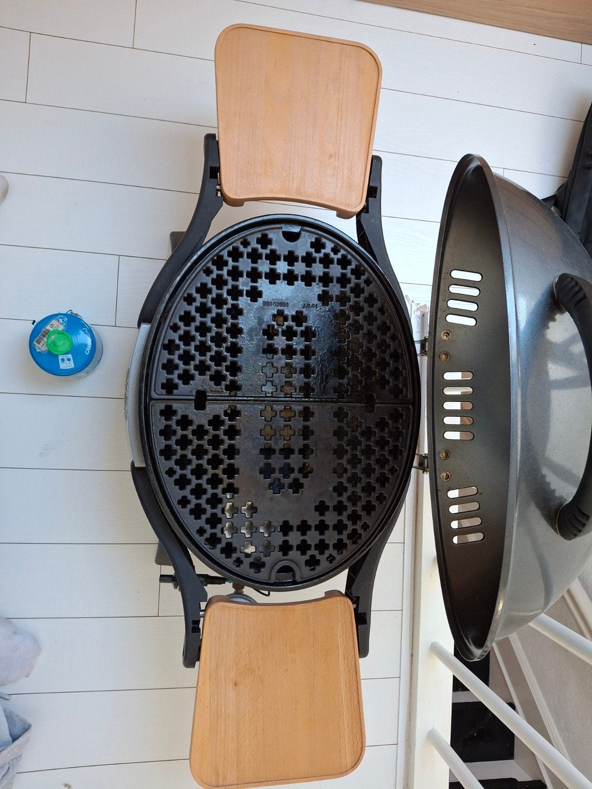 Kuhn Rikon Swiss Design BBQ met gasfles en houten planken, Ophalen, Gebruikt, Kuhn Rikon