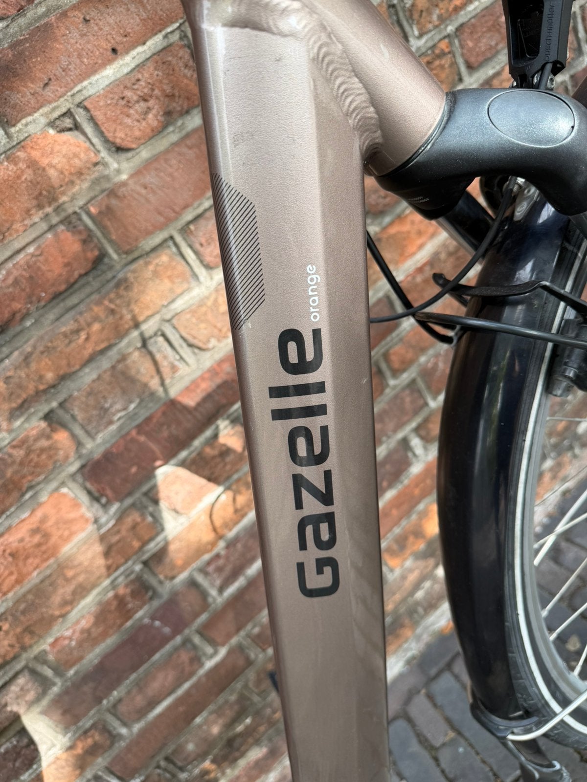 Foto 5 van Gazelle orange c7+ elektrische dames fiets 53cm 500w