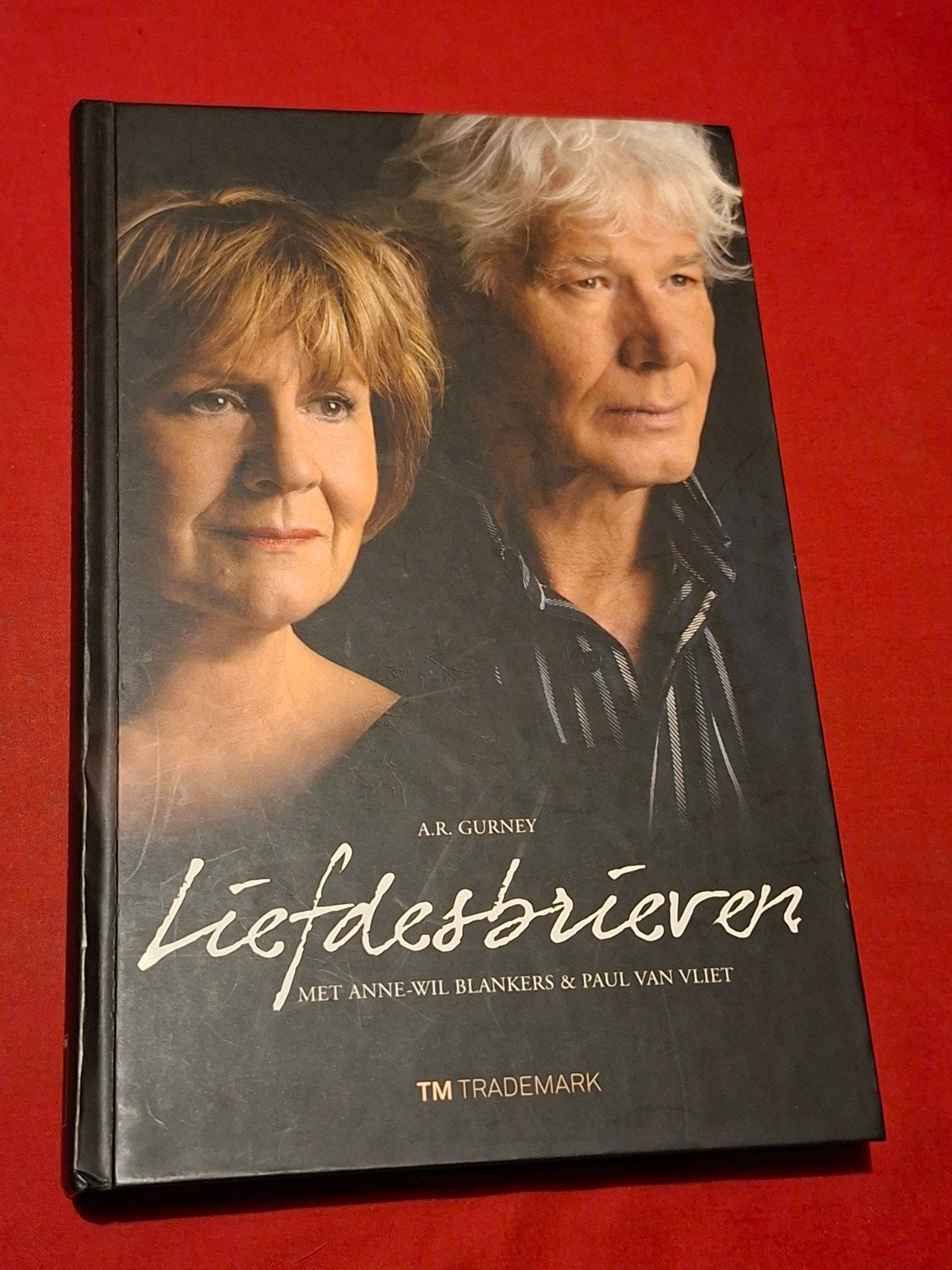 GESIGNEERD Liefdesbrieven. Anne-Wil Blankers & P. van Vliet., Ophalen of Verzenden, Gelezen