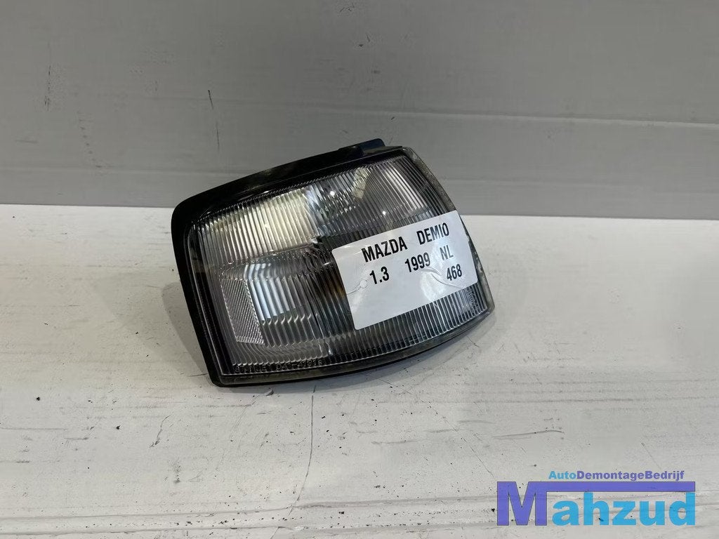 MAZDA DEMIO rechts knipperlicht 1996-2003, Auto-onderdelen, Verlichting, Gebruikt, Shinchi, Fuchu-Cho 3-1
730-8670  Hiroshima