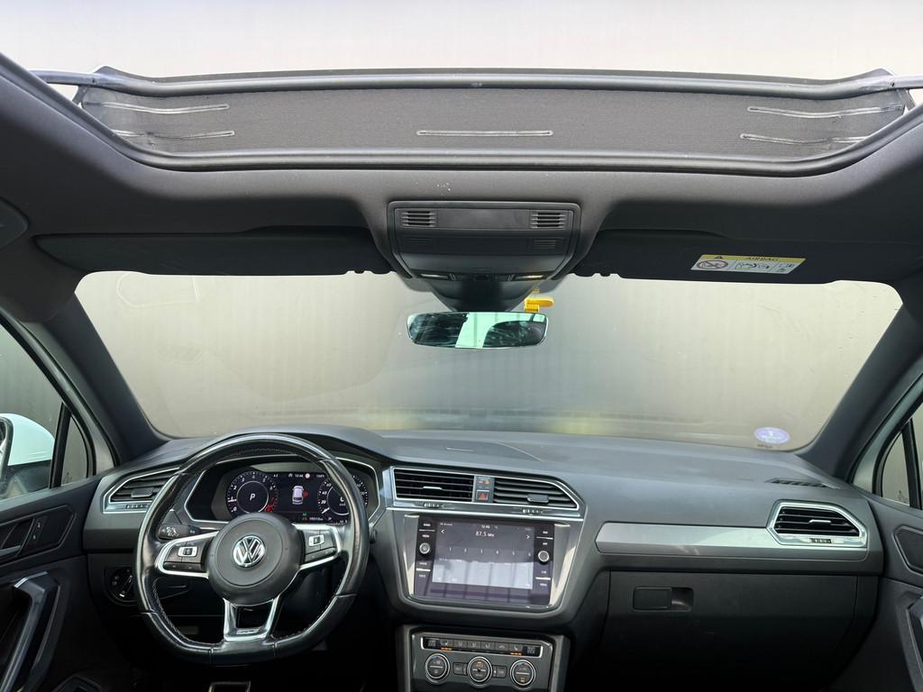Volkswagen Tiguan 2.0 TSI 4Motion Highline Pano Carplay Keyl, Stof, Gebruikt, Euro 6, 4 cilinders