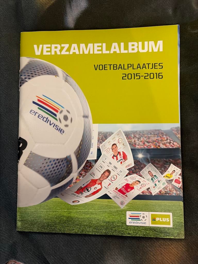 Eredivisie Voetbalplaatjes Verzamelalbum 2015-2016, Ophalen of Verzenden, Gebruikt, Overige binnenlandse clubs, Boek of Tijdschrift