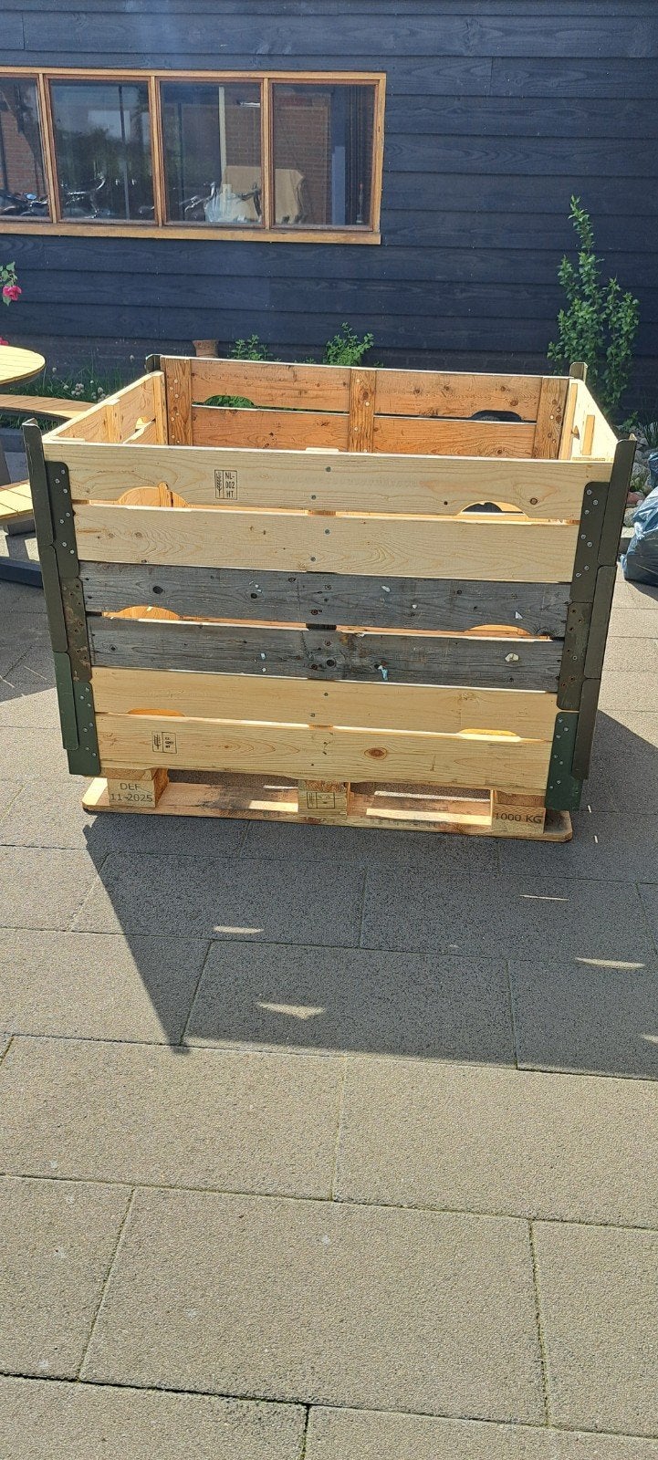 Palletkist  / palletbox. Meerdere te koop, Ophalen