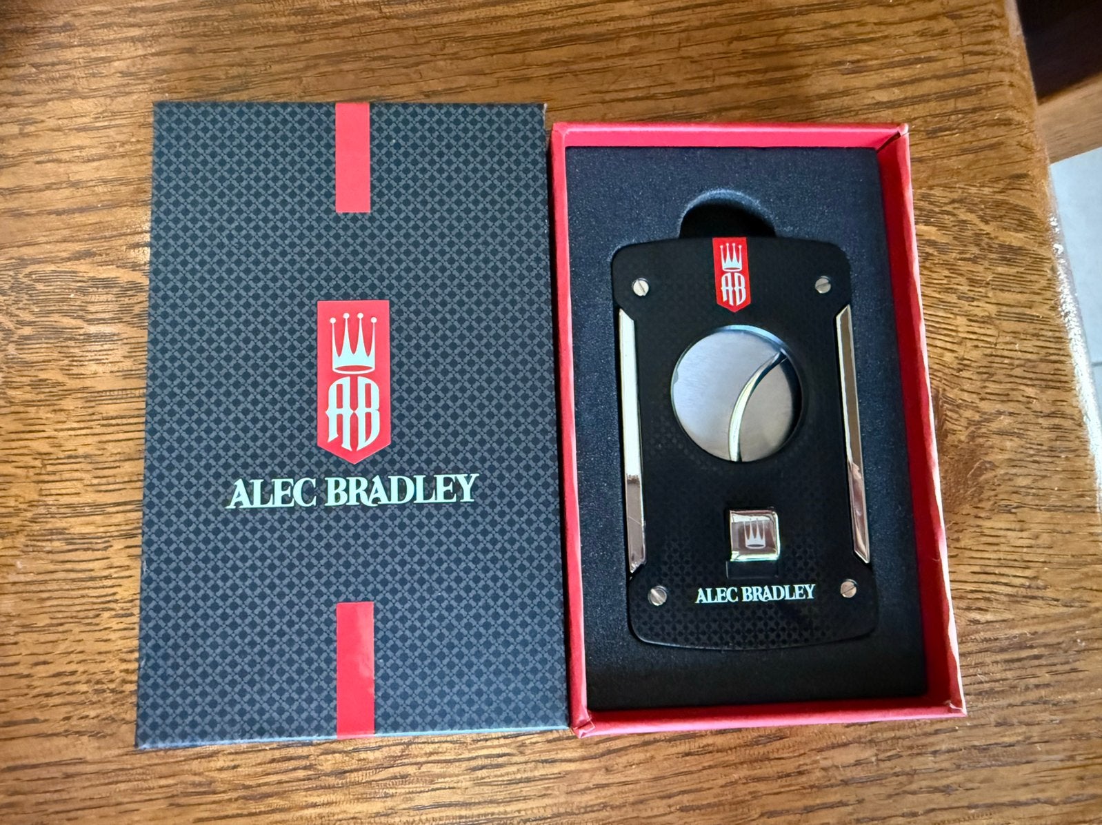 Nieuw in doosje! Alec Bradley sigarenknipper, Verzenden, Nieuw, Overige typen