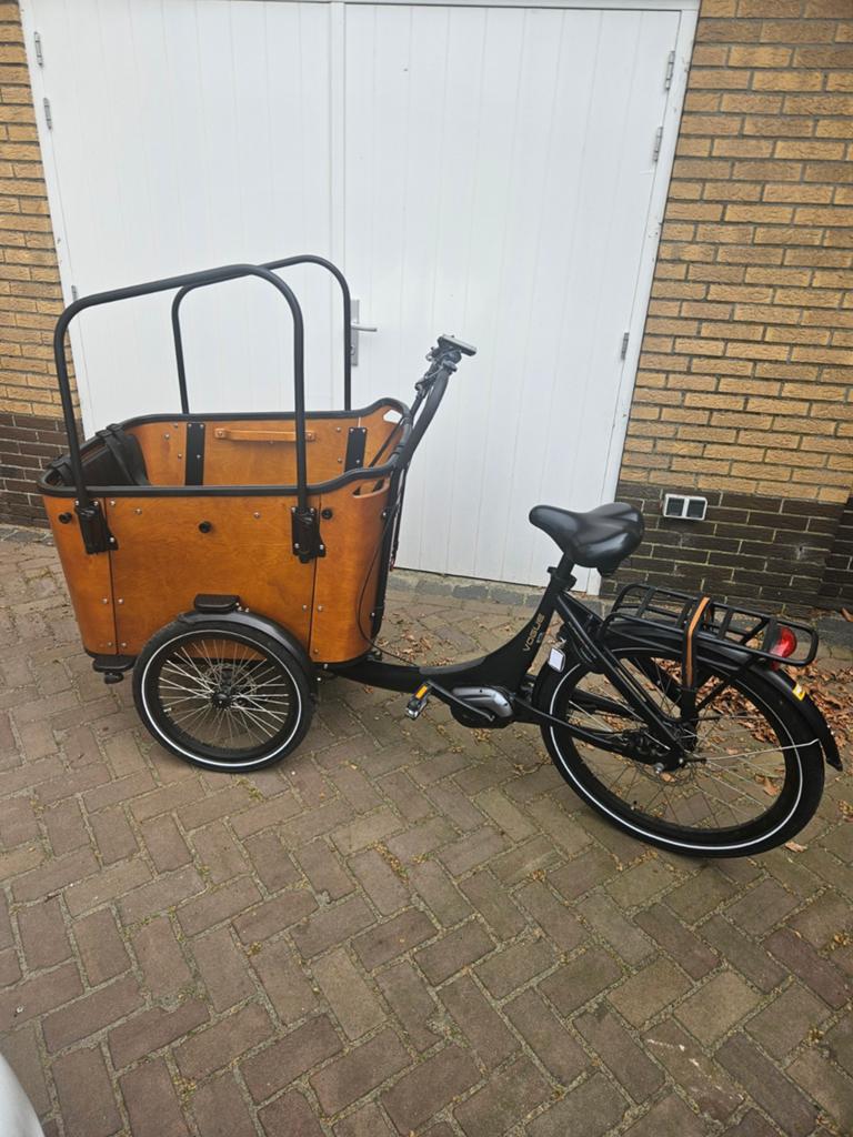 Te koop: Vogue Superior Deluxe Elektrische Bakfiets met Huif, 4 kinderen of meer, Huif, Zo goed als nieuw, Ophalen