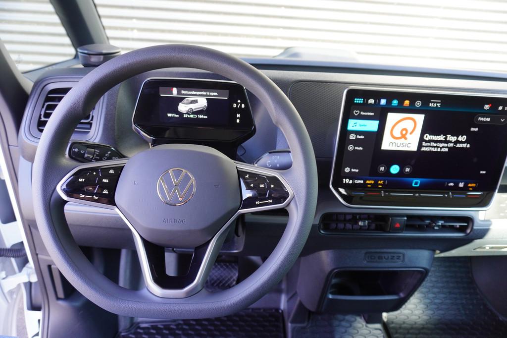 Volkswagen ID. Buzz Cargo 79 kWh 210kw 461km WLTP Achterdeur, Auto's, Bestelauto's, Automaat, Gebruikt, Volkswagen, Wit