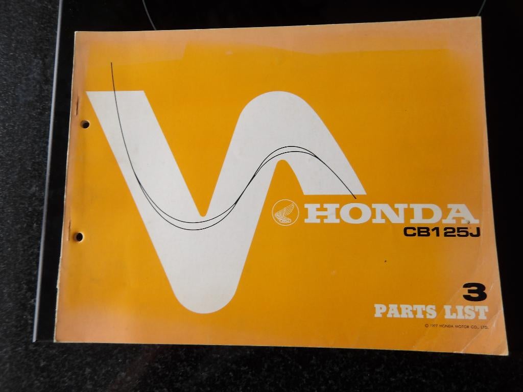 Onderdelenboek HONDA CB125J 1977, Motoren, Verzenden, Honda