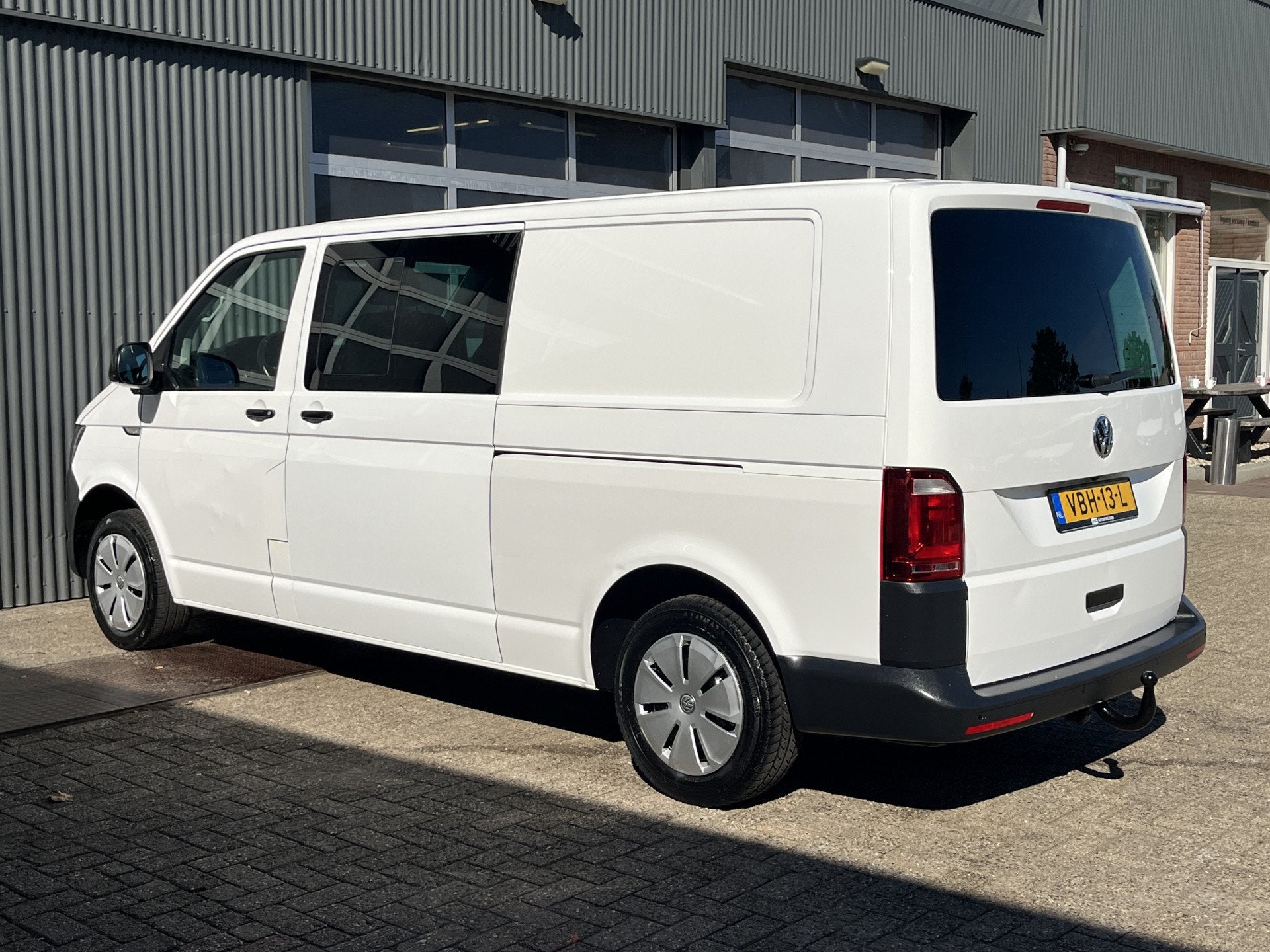Volkswagen Transporter 2.0 TDI L2H1 DC 150pk BTW VRIJ! 2x sc, Stof, Gebruikt, 4 cilinders, 150 pk