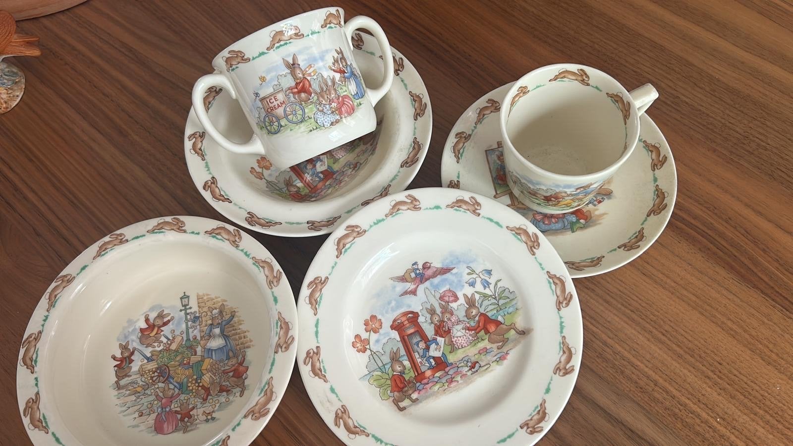 Vintage Wedgwood BunnyKins servies set, Ophalen, Gebruikt, Vintage, Wedgwood