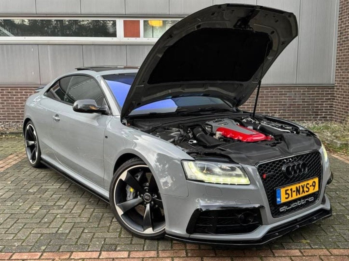 Unieke Audi RS5 4.2 V8 331KW Coupe Quattro AUT 2010 Grijs, Auto's, Audi, Automaat, 8 cilinders, 1700 kg, 4 stoelen