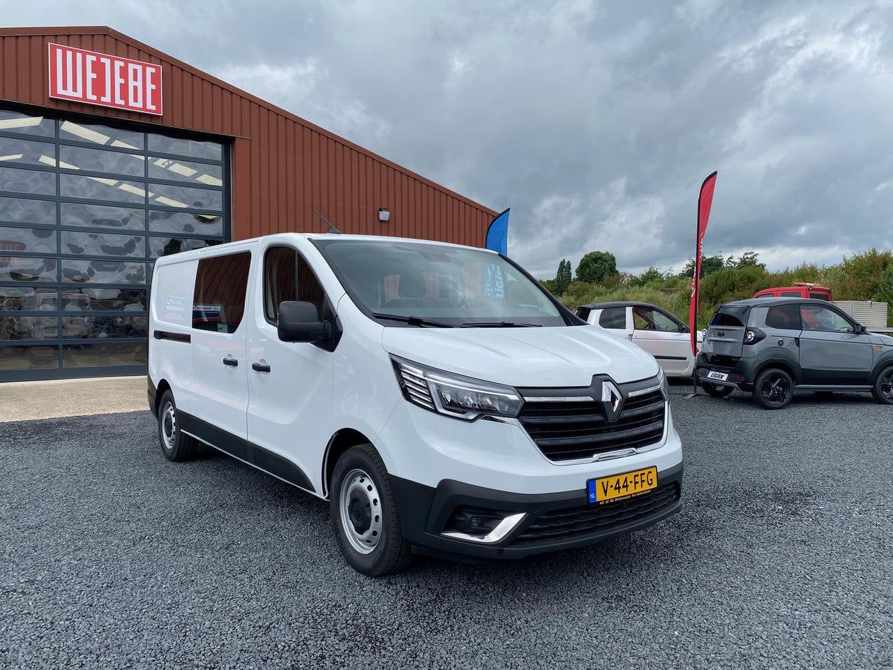 Renault Trafic NIEUW 2.0DCI 150PK L2H1 DC BPM VRIJ, Auto's, Bestelauto's, 12 maanden, Stof, Gebruikt, Euro 6