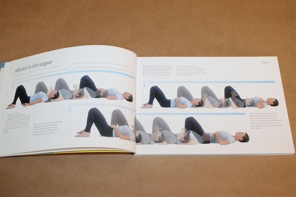Yoga — Houdingen & Innerlijke Energie Met Foto’s, Boeken, Ophalen of Verzenden, Zo goed als nieuw, Overige onderwerpen, Achtergrond en Informatie