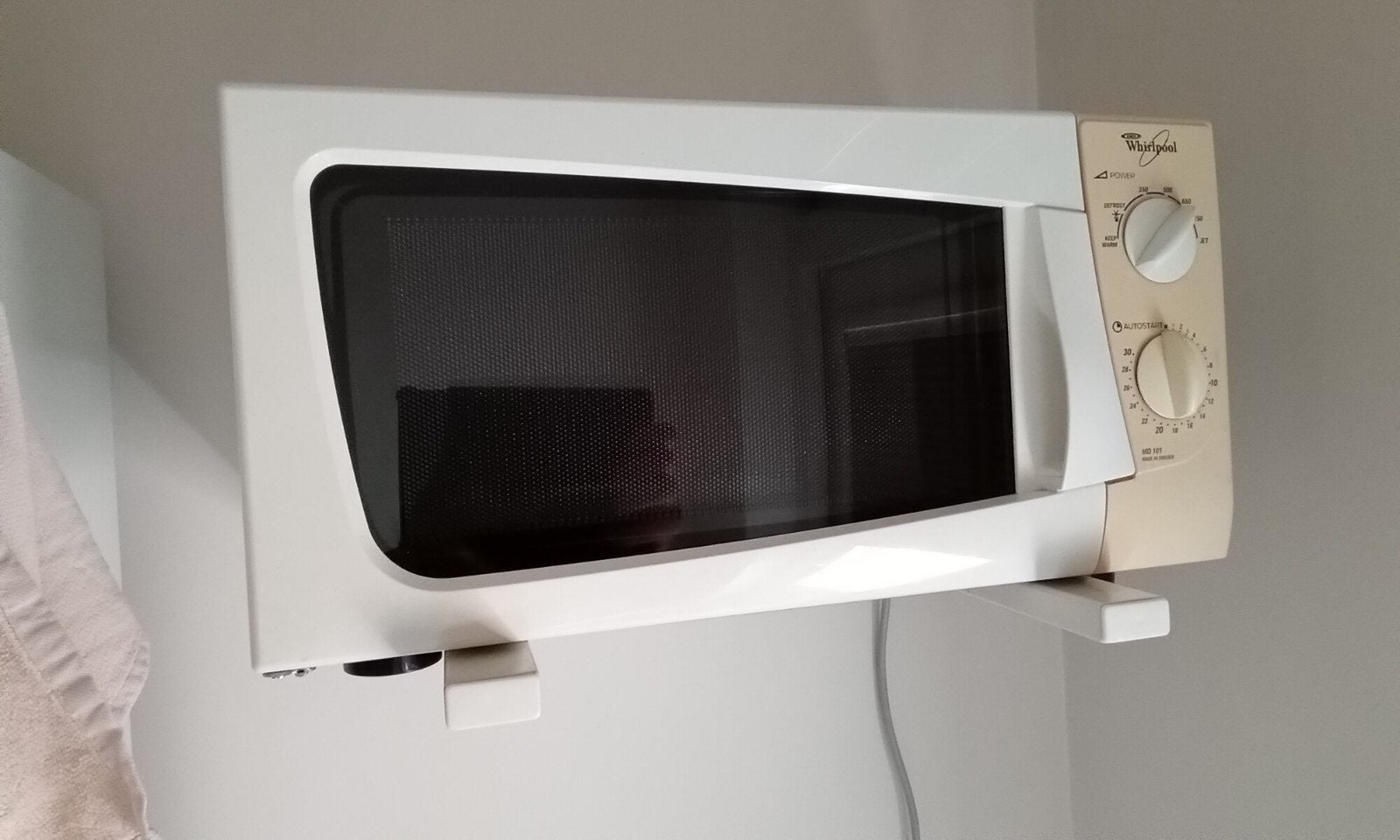 magnetron ophanging met 2 beugels / opwarmen / ontdooien, Ophalen of Verzenden