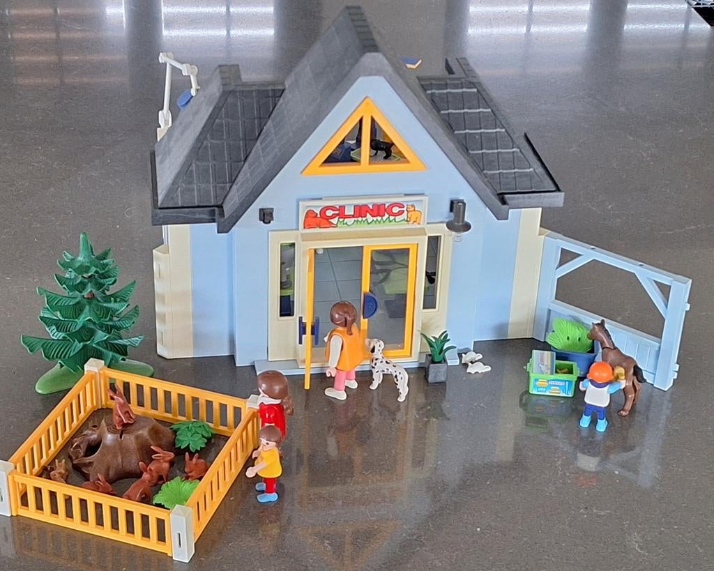 Playmobil Dierenkliniek - set in topstaat!, Ophalen of Verzenden, Zo goed als nieuw, Complete set