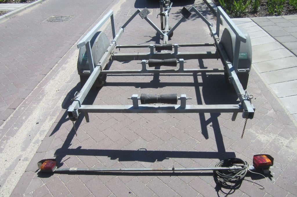 trailer zonder jol, Watersport en Boten, Ophalen, Gebruikt, Overige typen, Zeilboot of Motorboot
