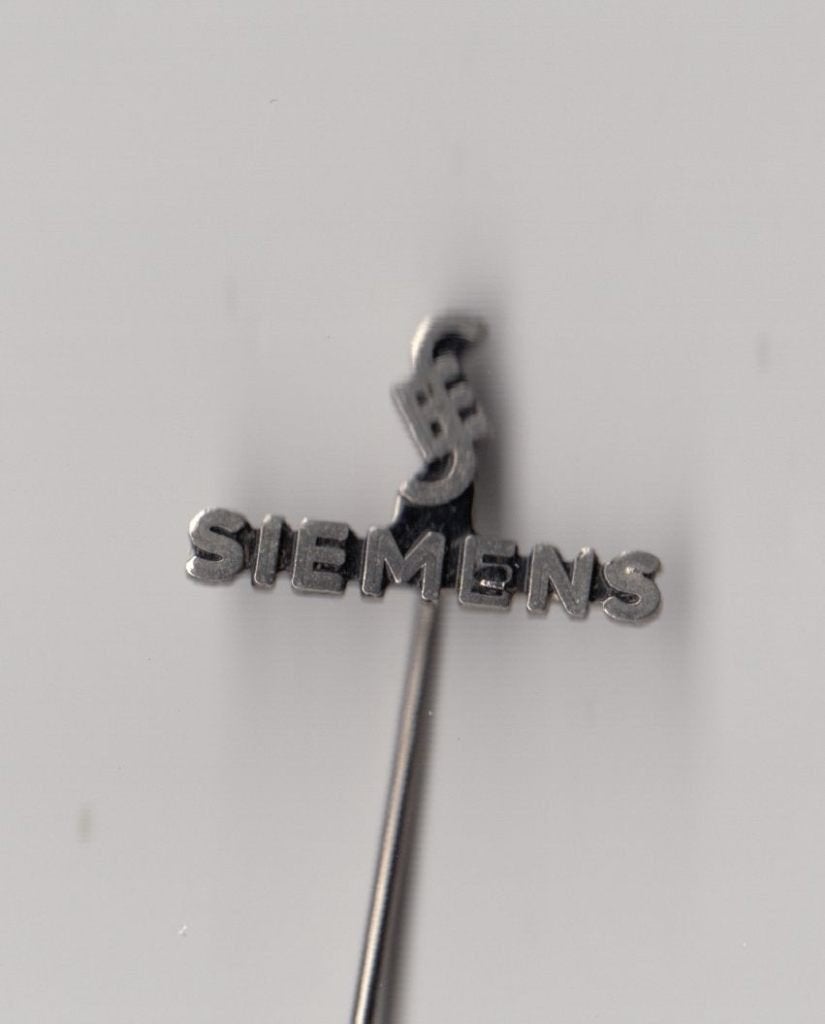 Siemens Electronica logo Radio TV speldje, Gebruikt, Niet vindbaar, Niet vindbaar, Speldje of Pin