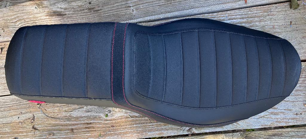 HARLEY DAVIDSON SWITCHBACK touring zadel,laatste type >2023, Ophalen of Verzenden, Nieuw