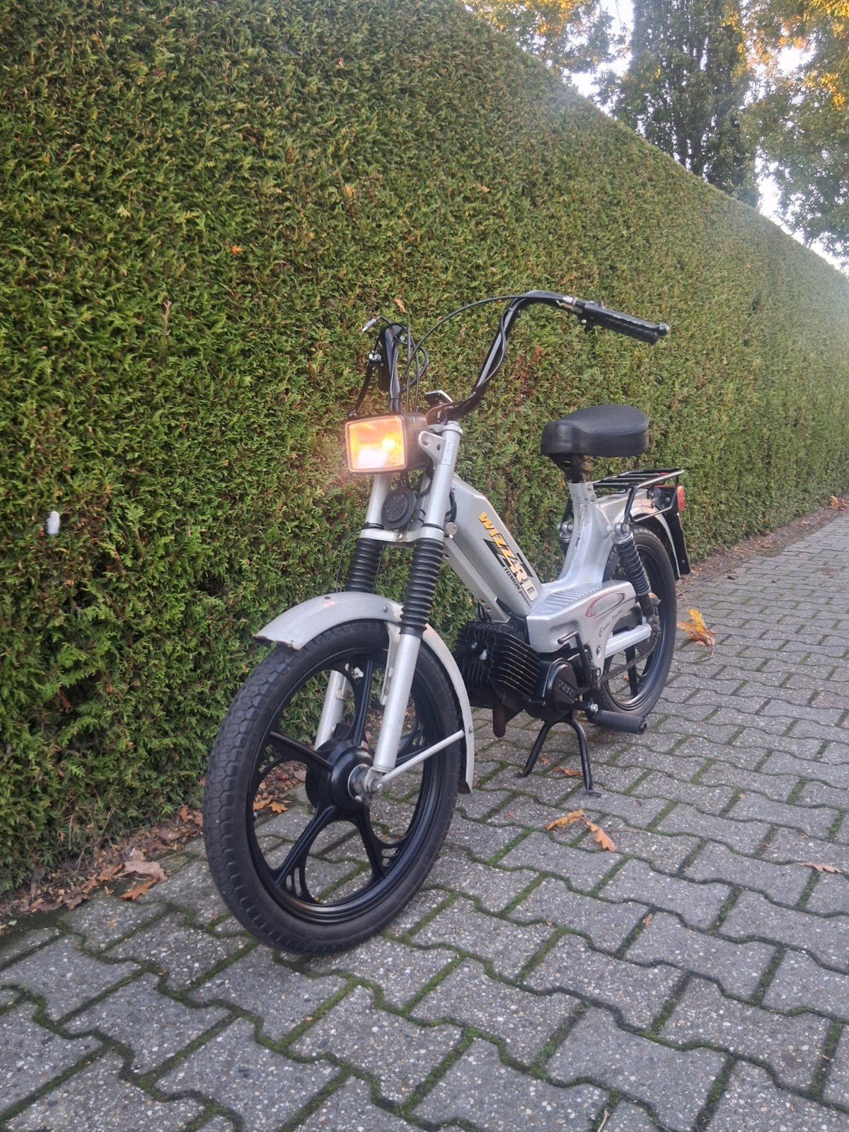 Tomos wizzard brommer in goede staat blauw kenteken, Ophalen of Verzenden, Gebruikt, Maximaal 25 km/u, Overige modellen