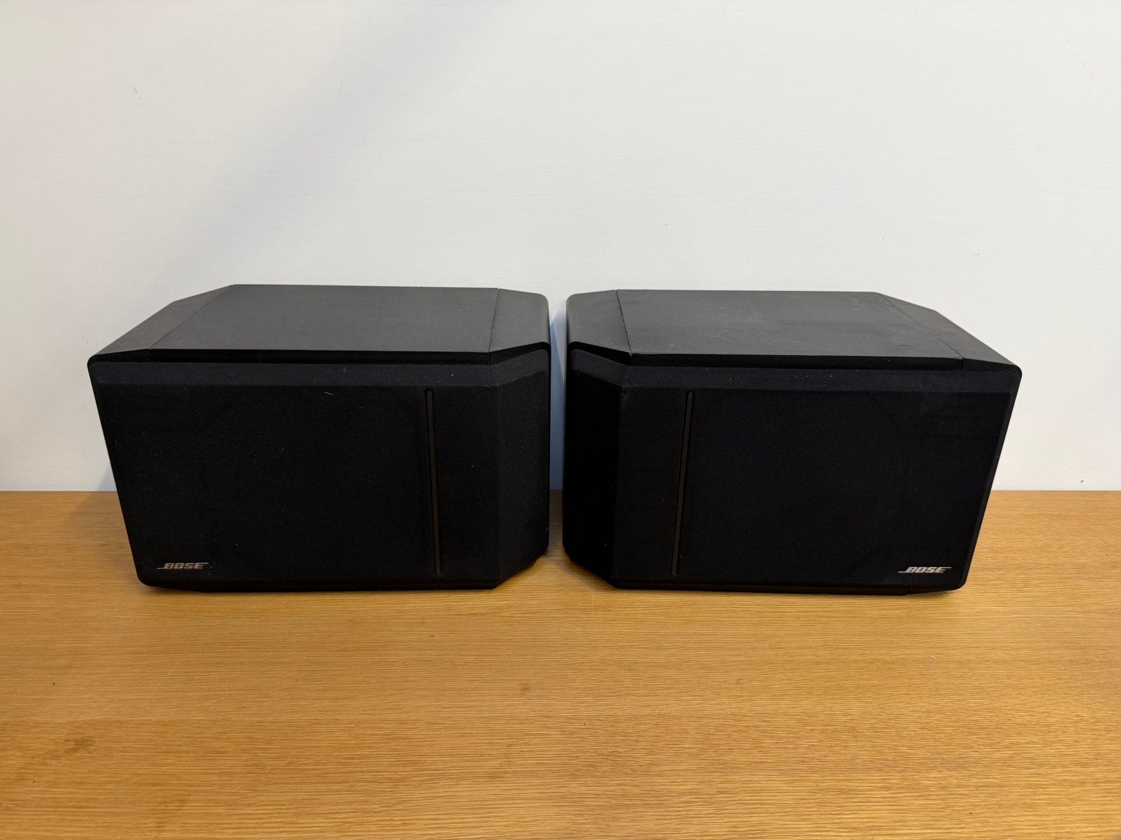 2x Bose 301 serie 4 luidsprekers / speakers zwart, 150 watt of meer, Stereo speakers, Ophalen of Verzenden, Zo goed als nieuw