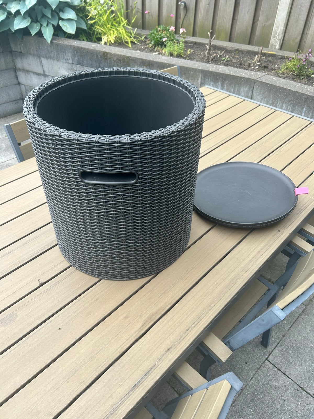 Tafel/koeler drank - Grijs wicker design, Ophalen, Gebruikt, Rond, Kunststof