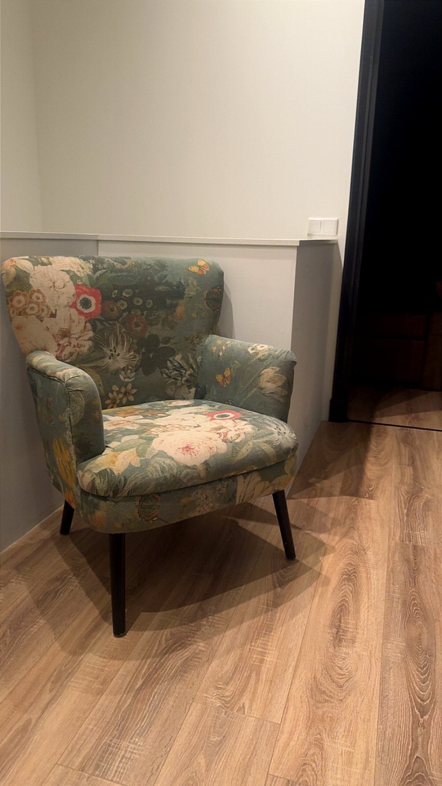 Bloemen fauteuil, zeer goede staat. Vintage, brocant, Huis en Inrichting, Fauteuils, Ophalen, Minder dan 75 cm, Zo goed als nieuw