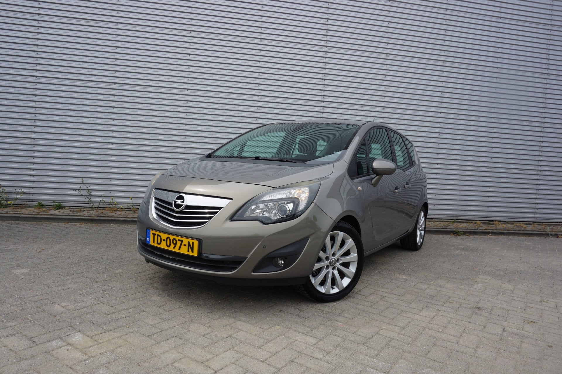 Opel Meriva 1.4 Turbo Cosmo Airco / Navi / Cruise / Stuur +, Voorwielaandrijving, Euro 5, 15 km/l, Gebruikt