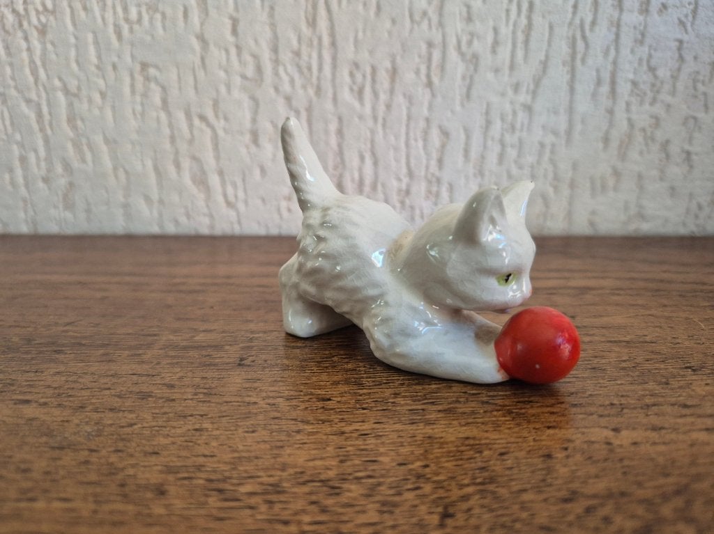 Goebel beeldje - Kat - Poes, Ophalen of Verzenden, Zo goed als nieuw, Dier