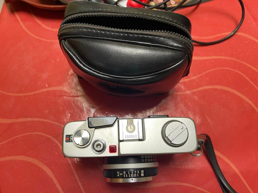 Minolta Hi-Matic F Compact Camera met Tasje, Audio, Tv en Foto, Fotocamera's Analoog, Ophalen of Verzenden, Gebruikt, Compact