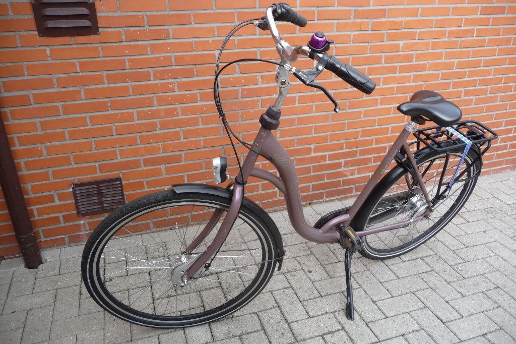 DAMESFIETS ALTEC FRAME HOOGTE 57 CM 7 VERSNELLINGEN., Gebruikt, Batavus, Versnellingen, 56 cm of meer