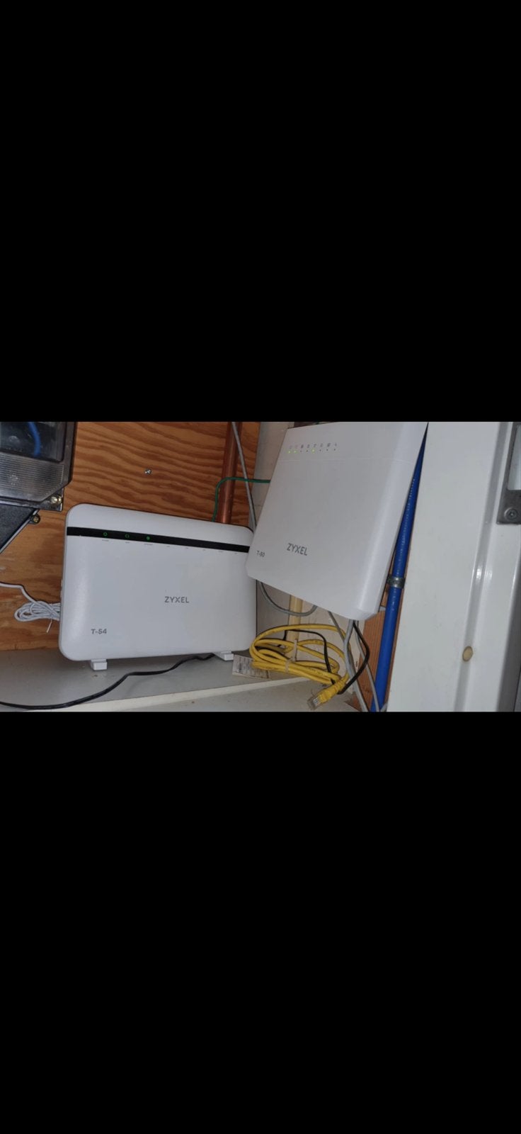 Zyxel T-54 Router/Modem, Computers en Software, Ophalen of Verzenden, Zo goed als nieuw, Router met modem