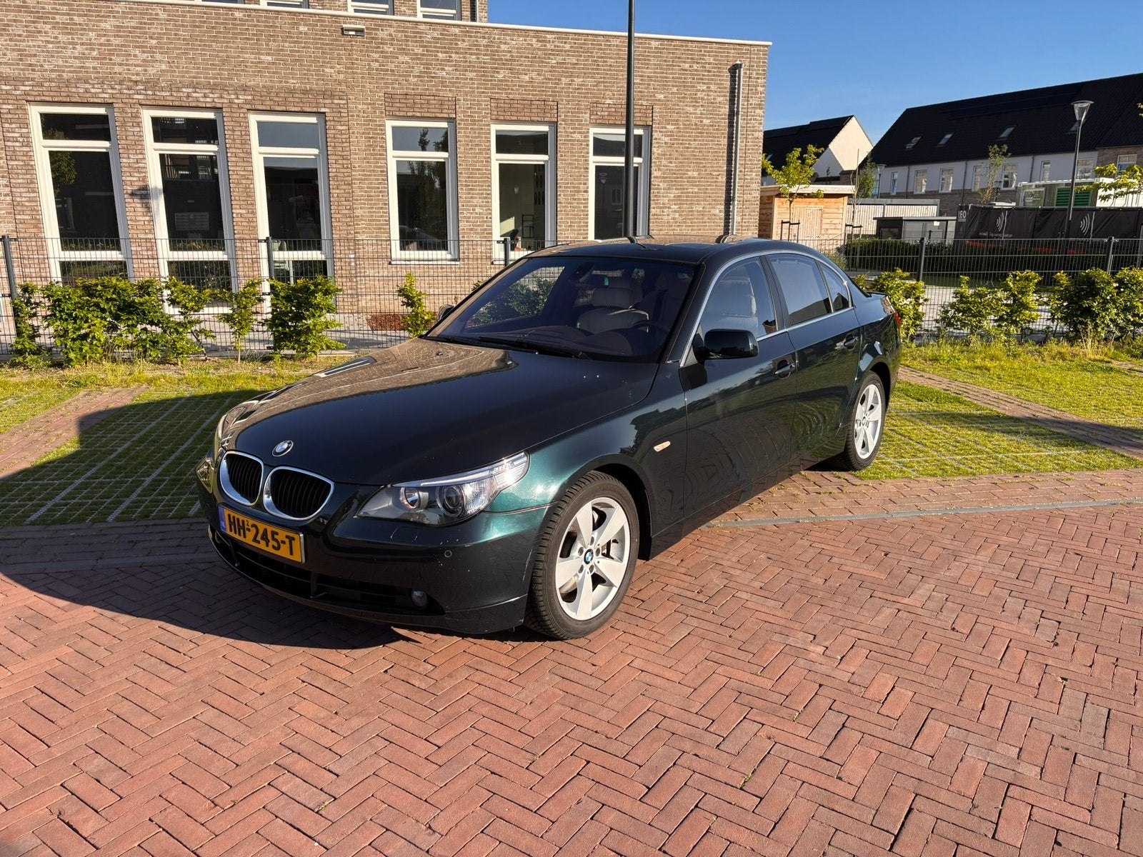 BMW 5-Serie 3.0 530xi Individual, Auto's, Automaat, USB, 2996 cc, Vierwielaandrijving