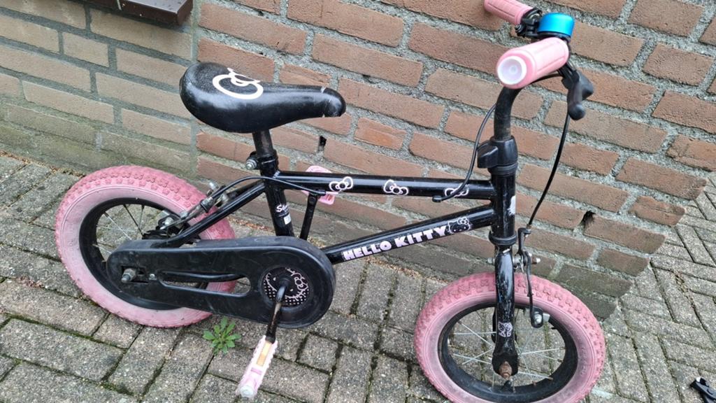 Hello Kitty kinderfiets 14 inch, Fietsen en Brommers, Fietsen | Kinderfietsjes, Ophalen
