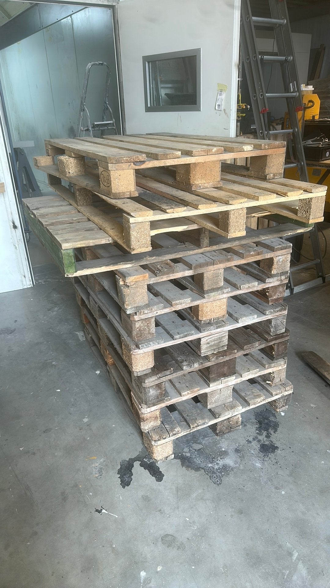 Gratis pallets afhalen, Doe-het-zelf en Verbouw, Hout en Planken, Ophalen, Gebruikt, Pallet, Minder dan 200 cm