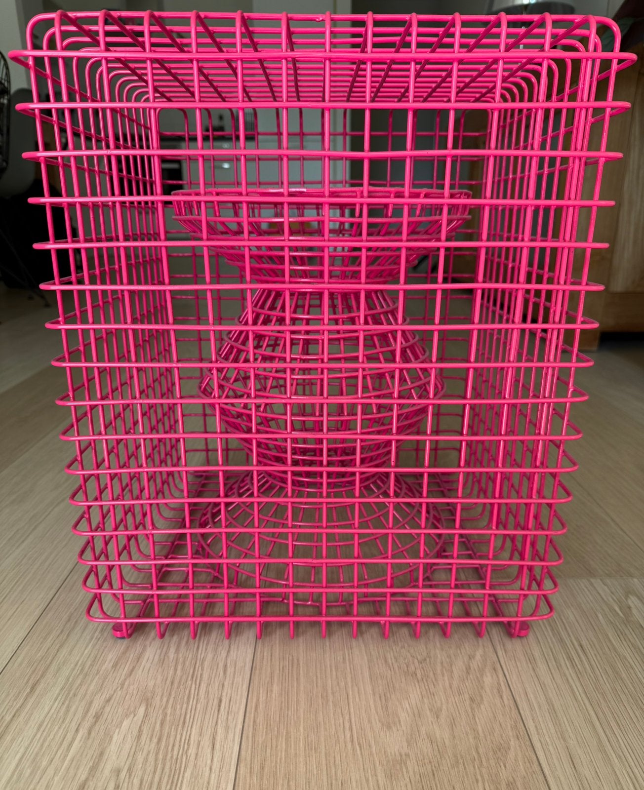 Polspotten Zig Zag Wire kruk roze/pink, Ophalen, Zo goed als nieuw, Staal