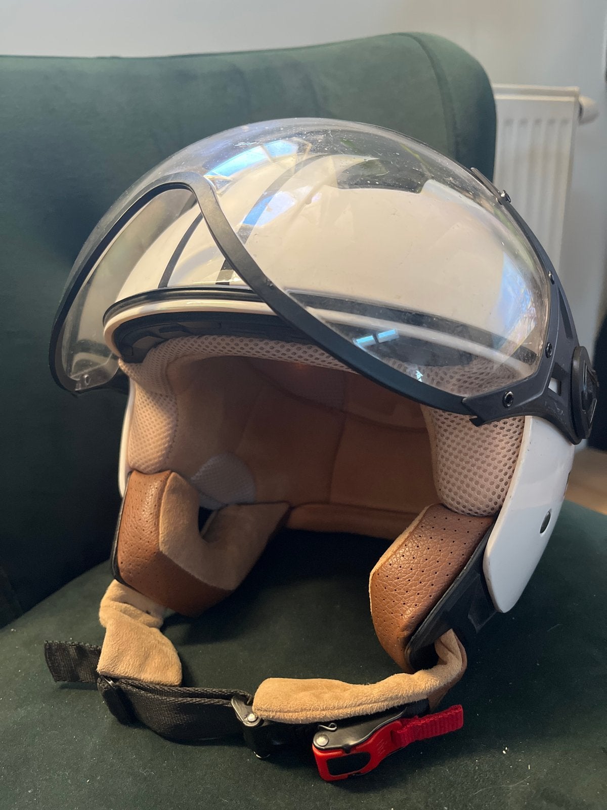 Witte scooterhelm maat M met vizier, Fietsen en Brommers, Brommerhelmen, Ophalen, Gebruikt, Medium
