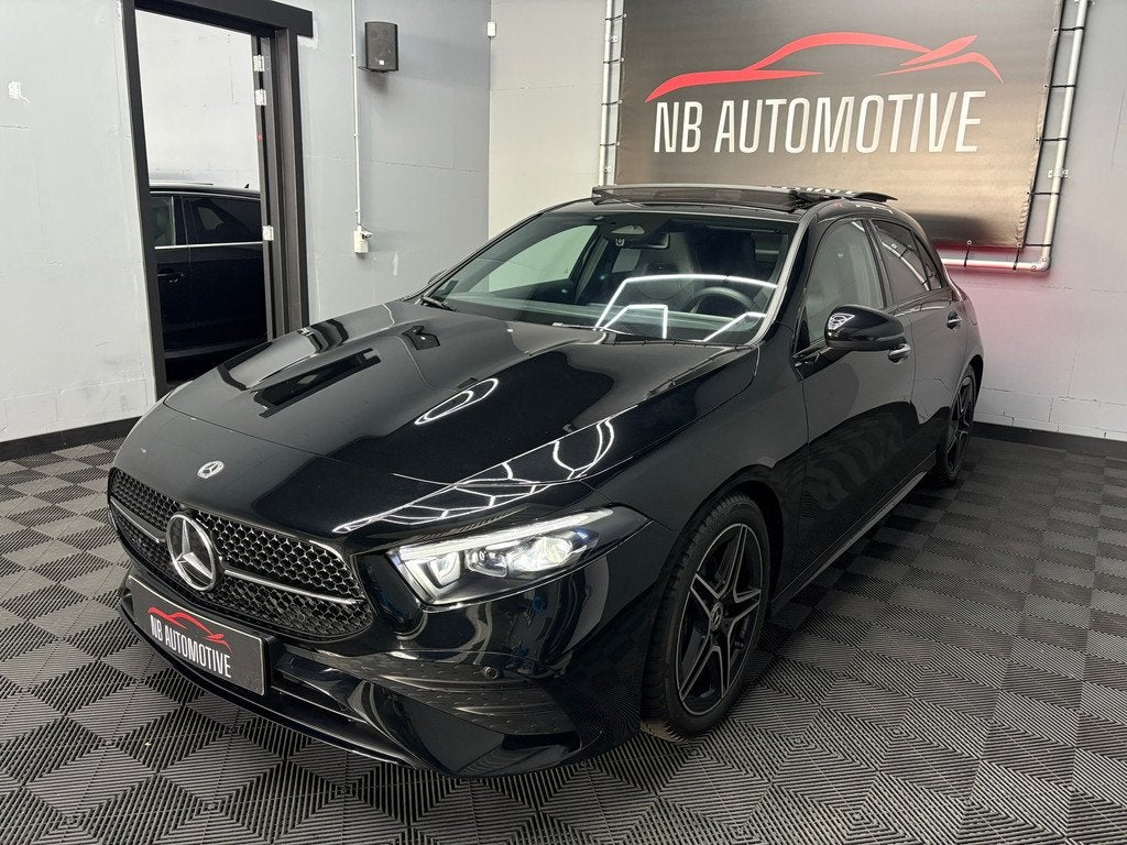 Mercedes-Benz A-klasse 200 AMG PANO 2024, Automatische klimaatregeling, Gebruikt, 4 cilinders, Bedrijf