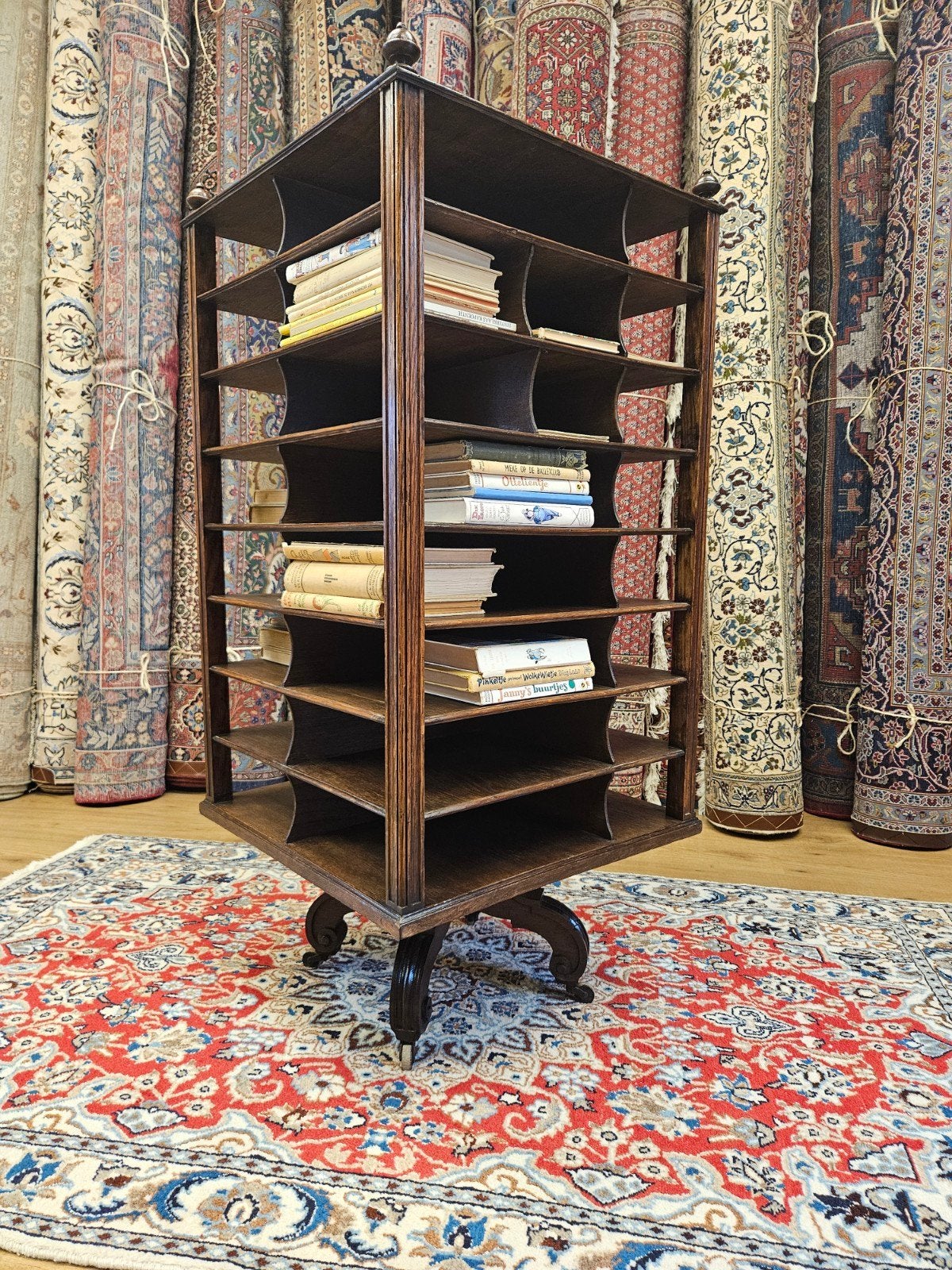 Antieke eiken boekenmolen, Met plank(en), Antiek, Eikenhout, 50 tot 100 cm