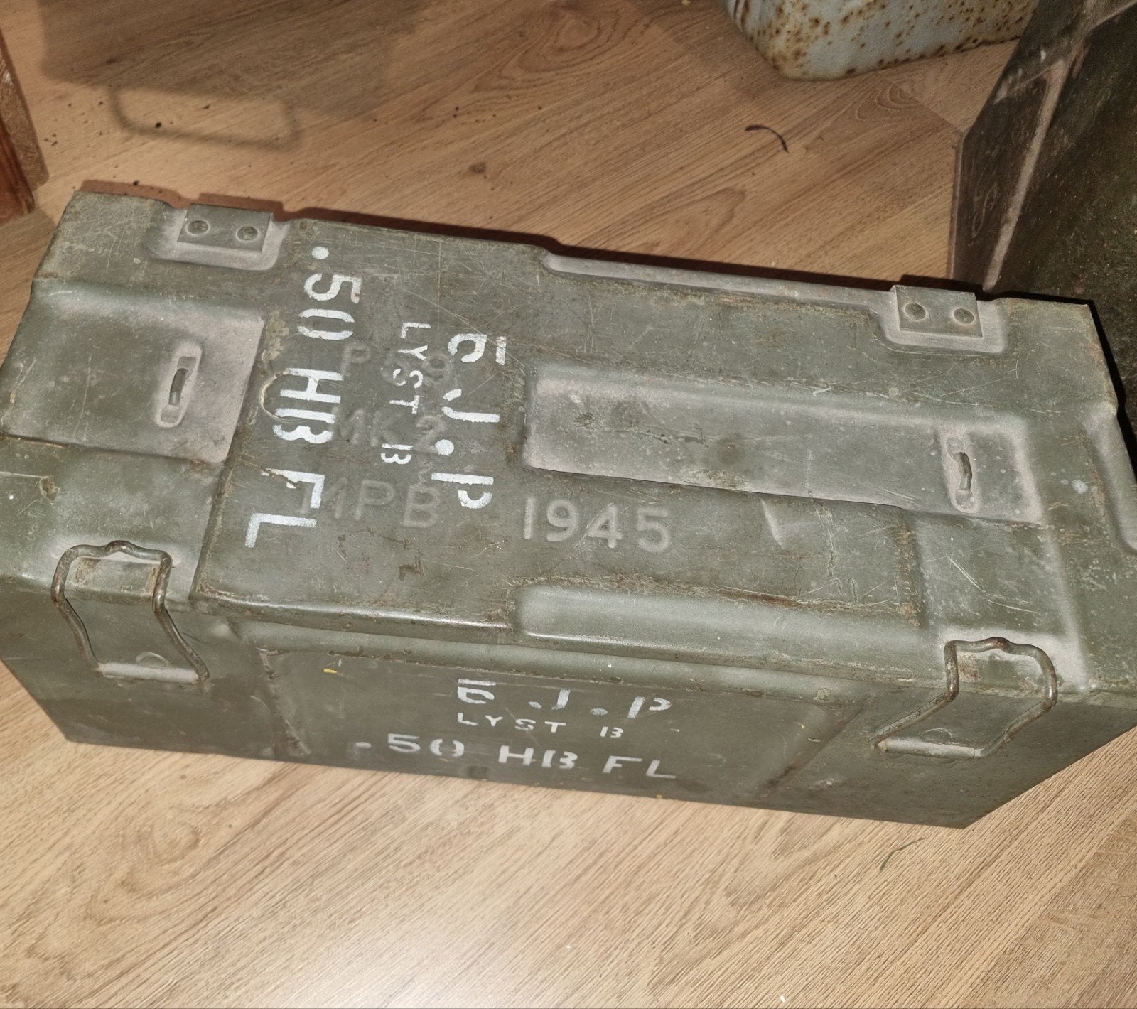Mooie munitiekist uit de 2e wereldoorlog. 1945, Ophalen of Verzenden, Nederland, Kist of Geocache