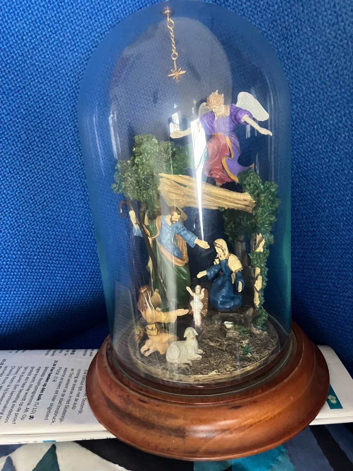 Kerstvoorstelling onder glazen stolp,., Ophalen, Zo goed als nieuw