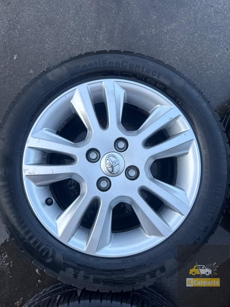 15 inch Lichtmetalen velgen Toyota AYGO Origineel, Info@fabrikant.eu, Fabrikantstraat 1
1000 AA  Amsterdam, NL, Ophalen of Verzenden