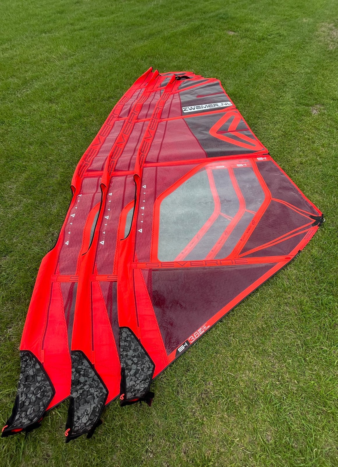 Severne zeilen masten giek mastvoet + witchcraft waveboard, Ophalen, Gebruikt, Severne, Zeil