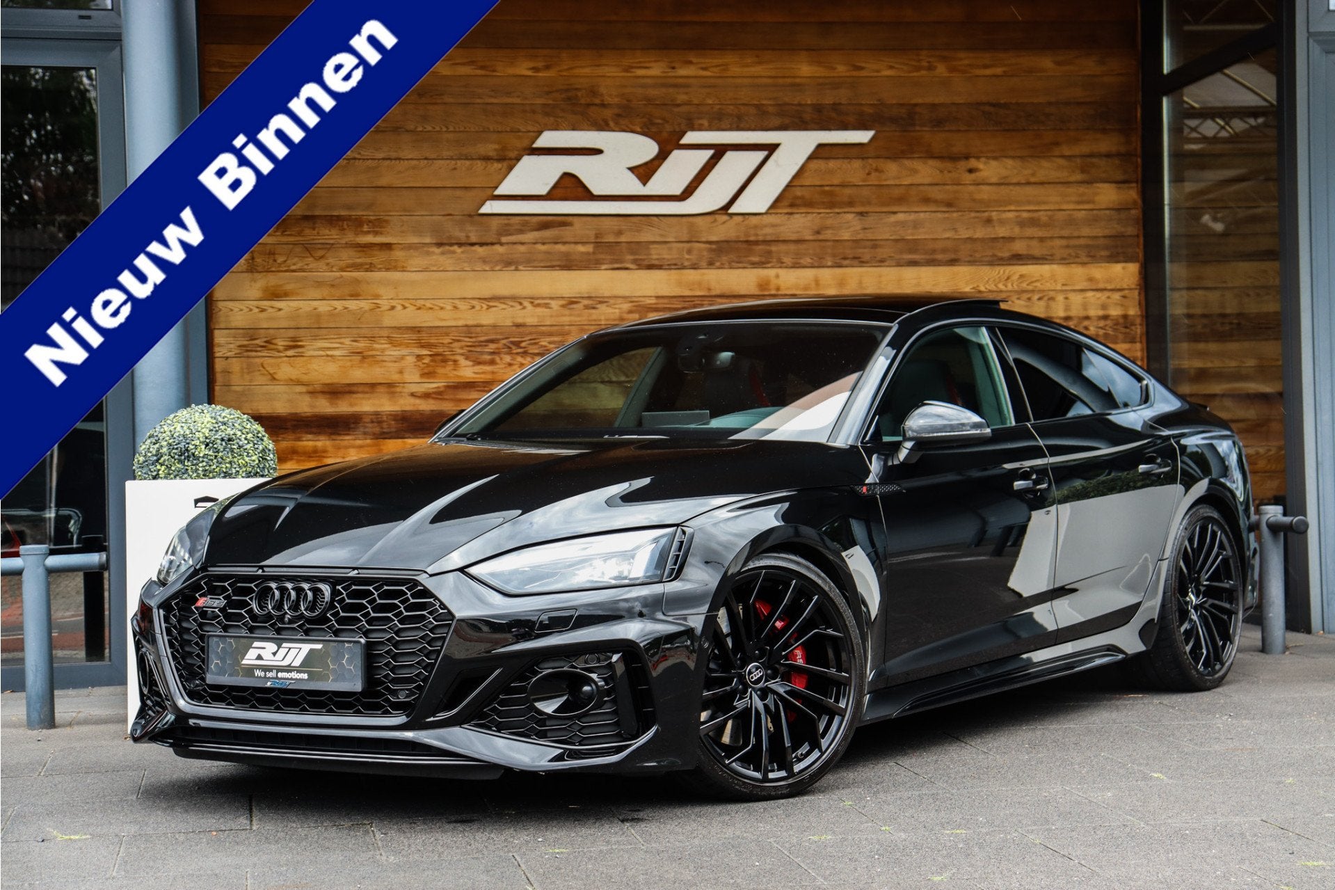 Audi RS5 2.9 Quattro *Sportstoel/RS leder/Matrix/360/Pano*, Auto's, Automaat, Dealer onderhouden, Zwart, 451 pk