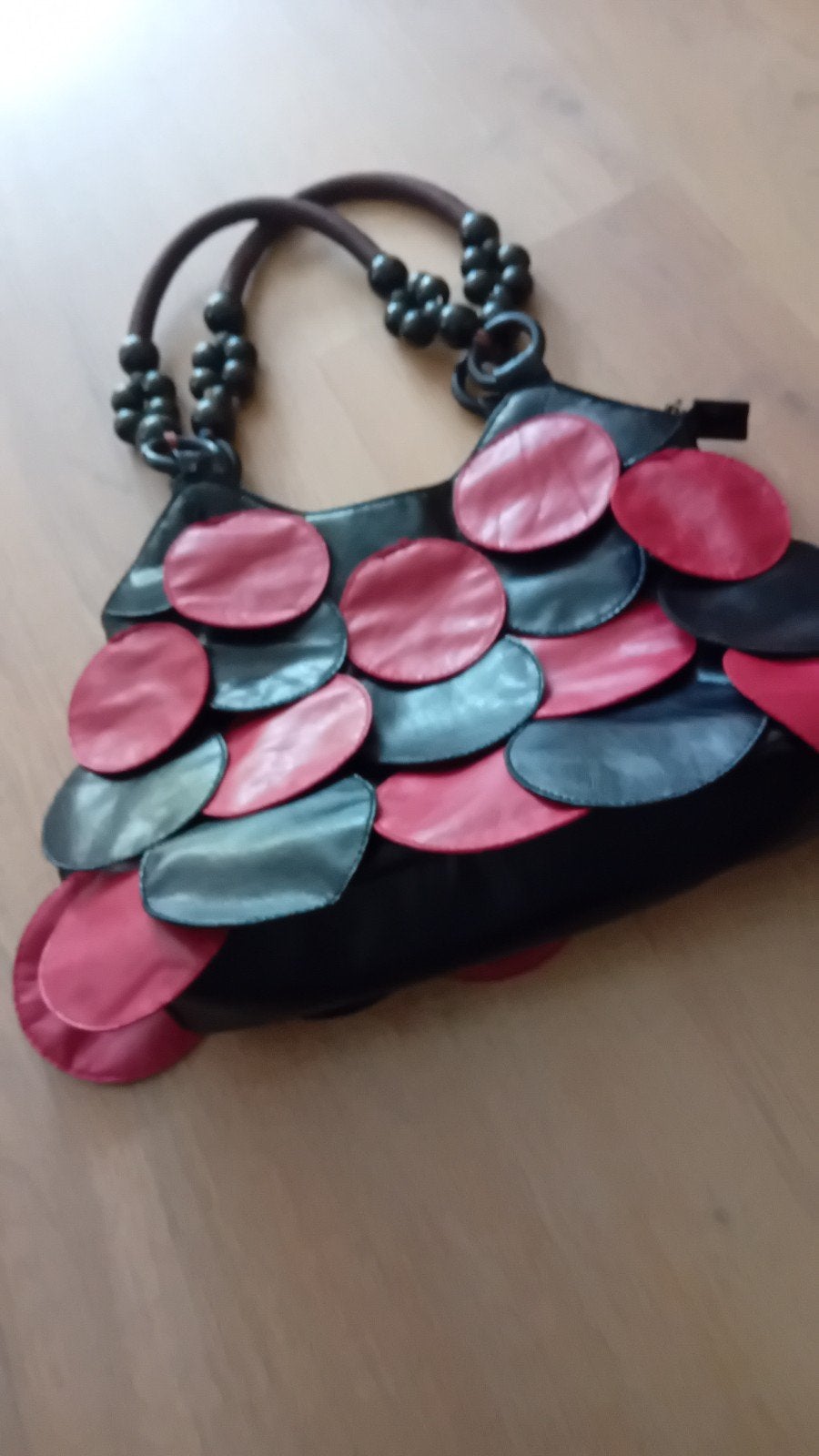 Leren handtas mooie aparte tas, Sieraden, Tassen en Uiterlijk, Tassen | Damestassen, Ophalen of Verzenden, Handtas
